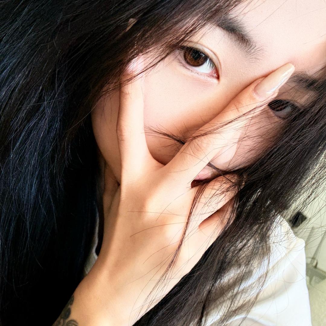 小瓶子-