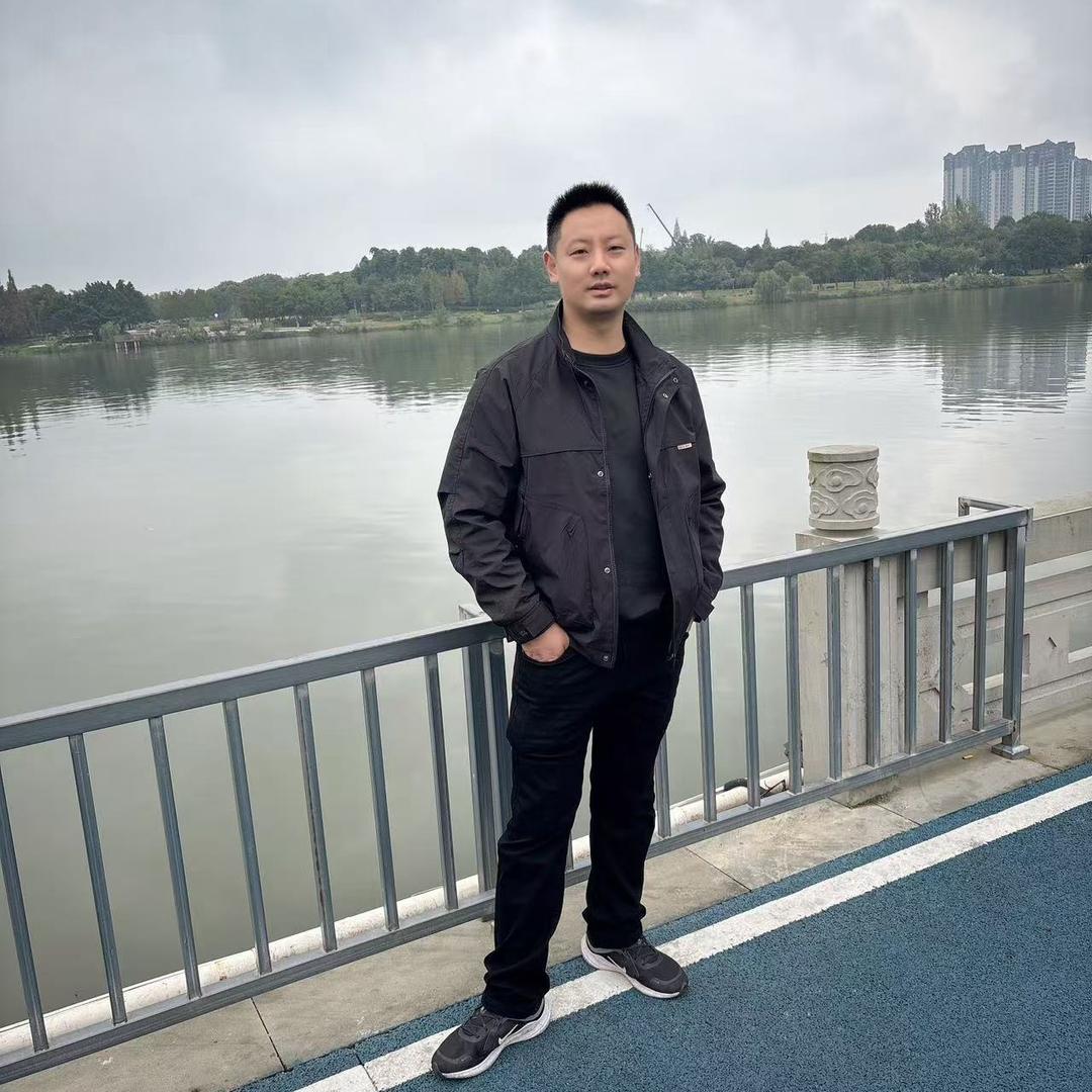 眉山房产飞哥