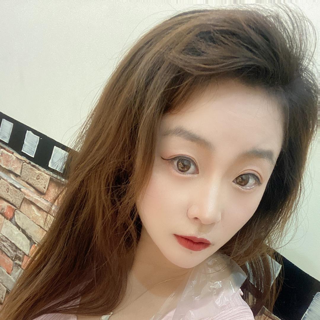 👑🎀王王碎冰冰👑