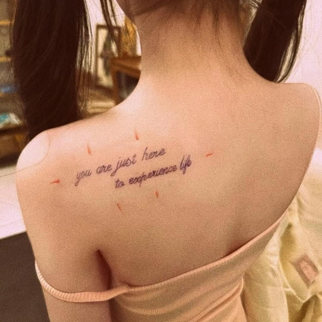 犯困的星星.