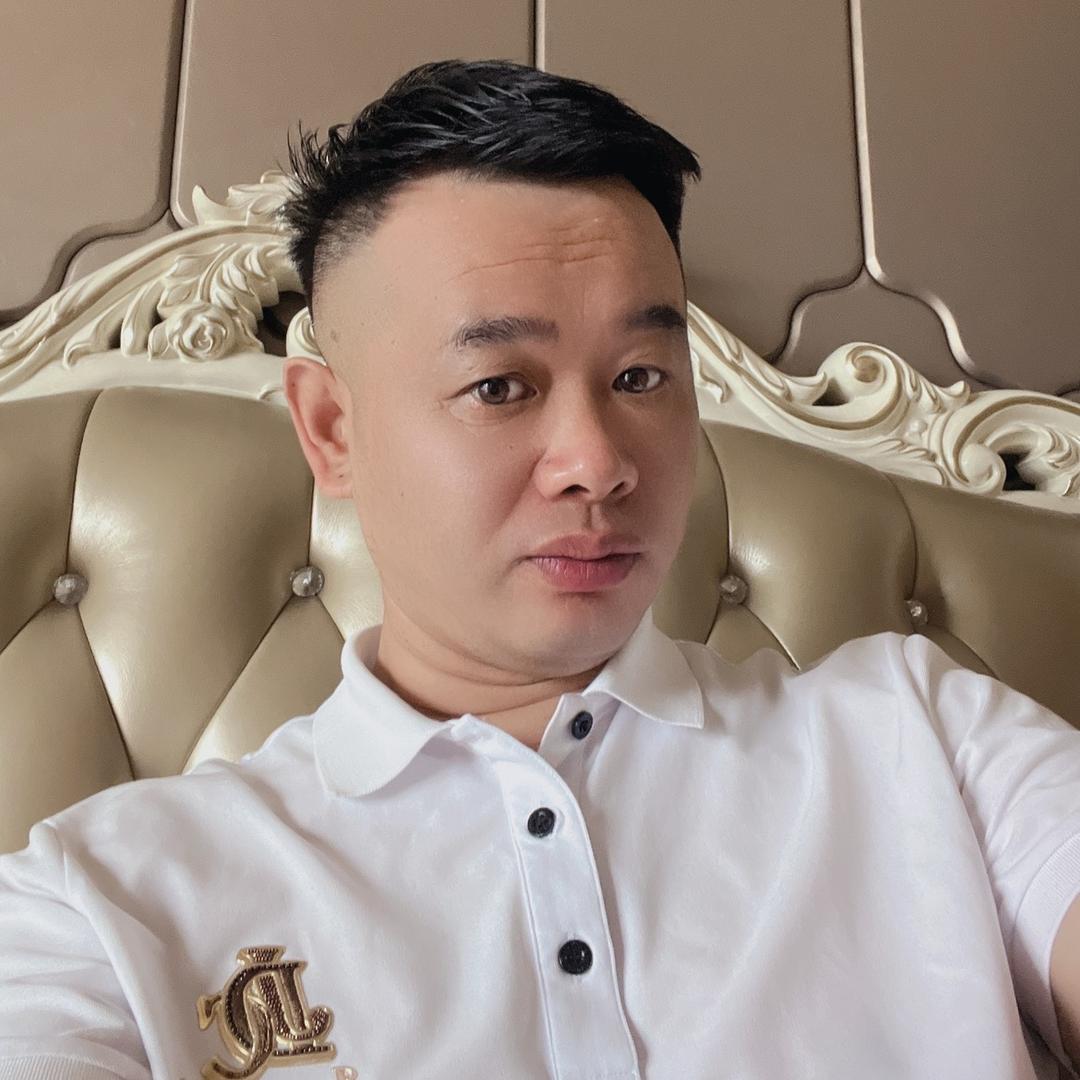 奇泓注塑车间自动化