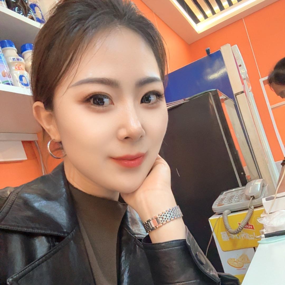 周妍妍
