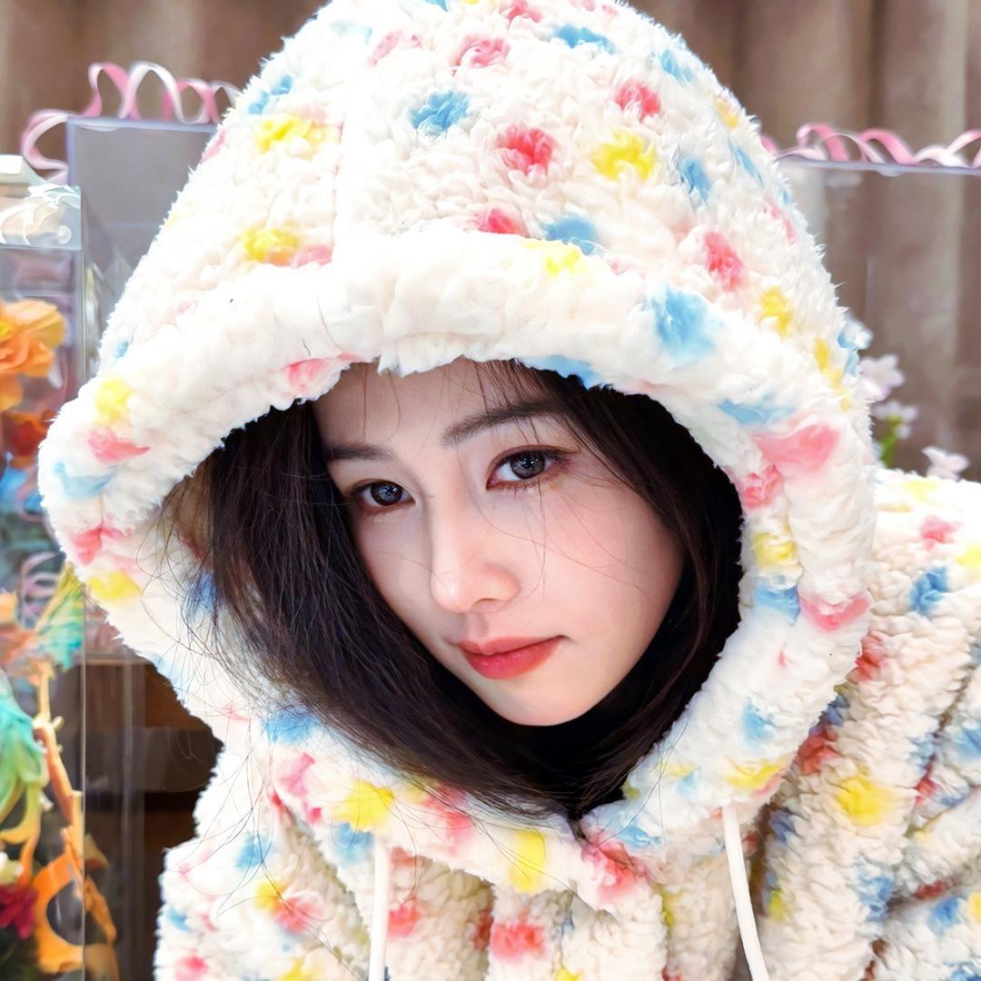 V我个小菠萝