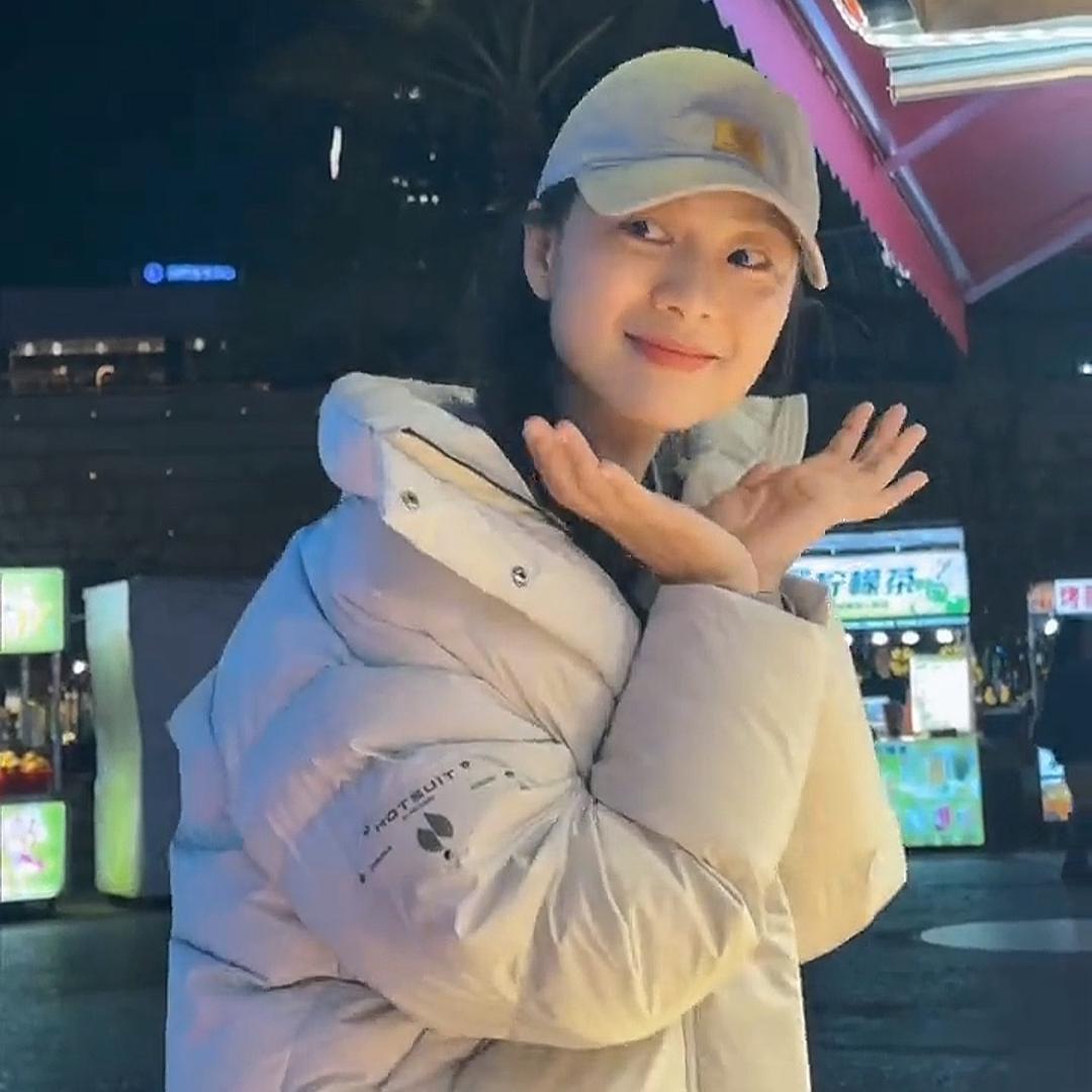 王真儿吃好睡好🌻