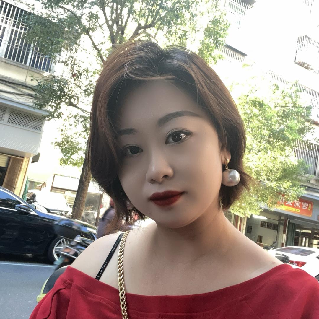 濠江吴姐街头服装摊王（一件都是批发价）