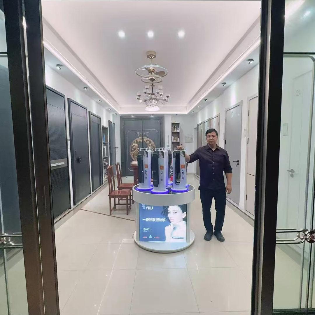 武穴锋哥门窗（嘉庭超甲别墅大门）