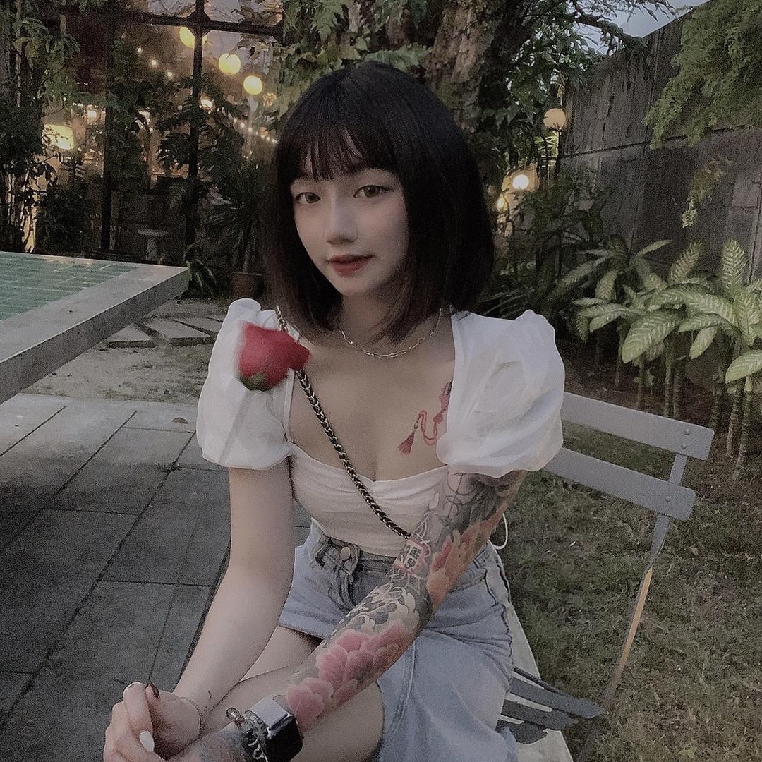 左一