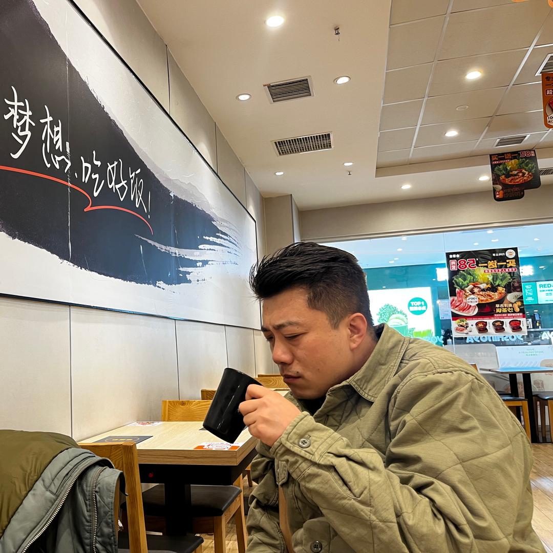 力荐家居周主任