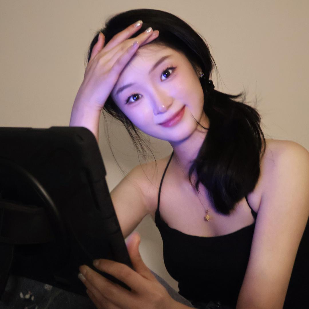 俏俏