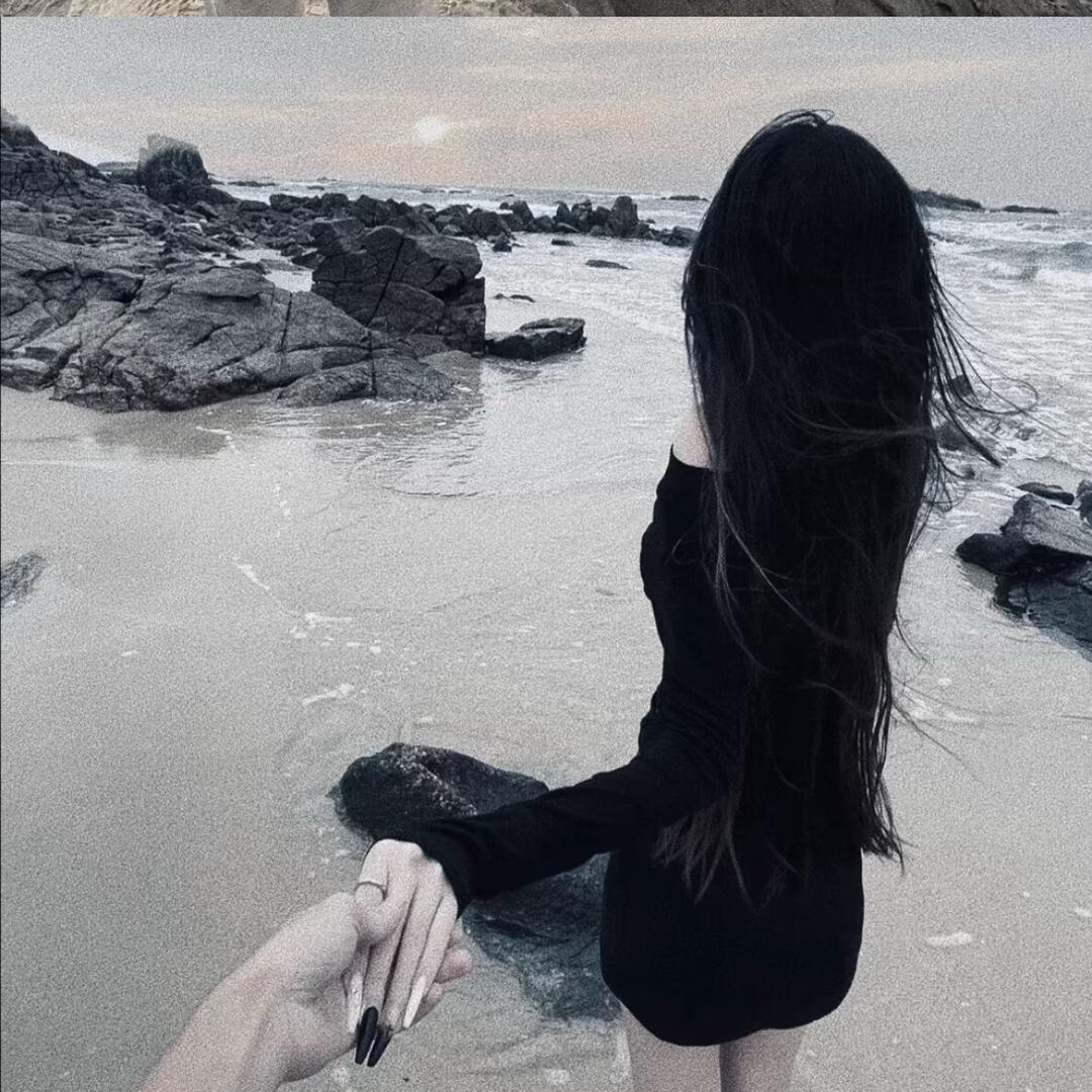 小莹.