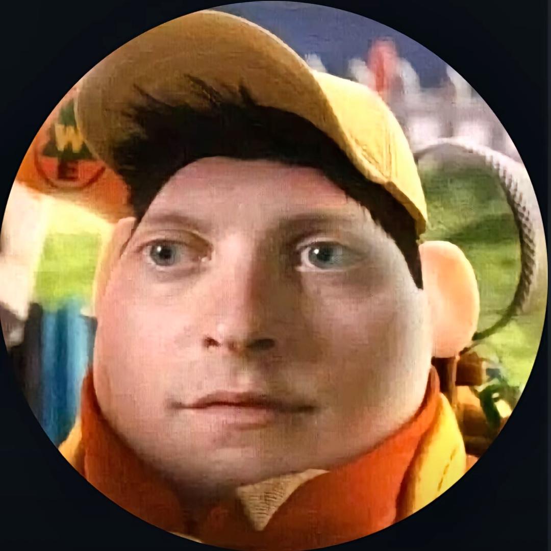 三口一个酸黄瓜牛肉堡