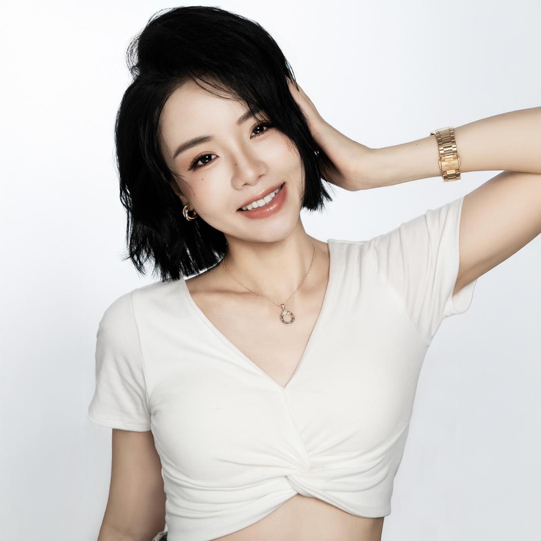 深圳南油牛仔裤服饰女装