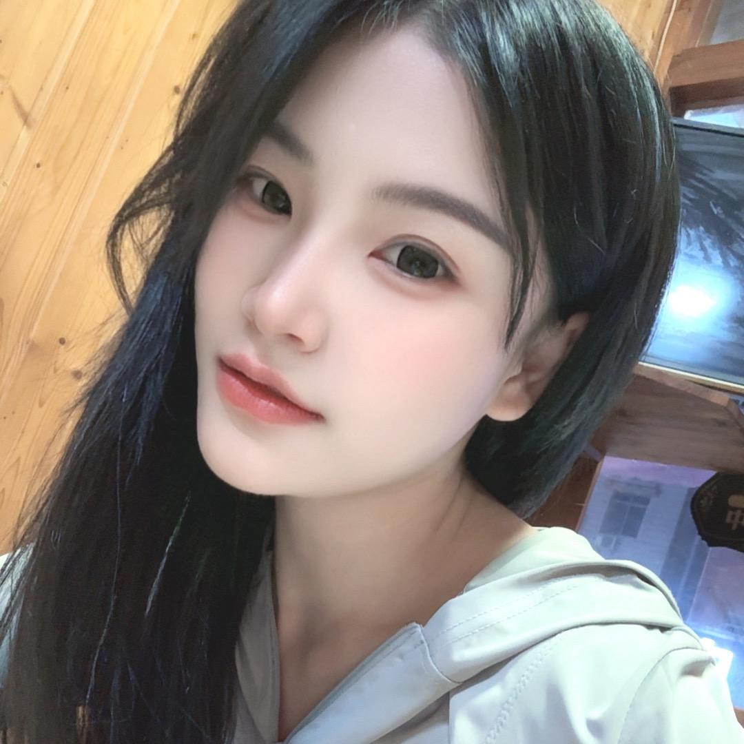 水灵子北苑校区~ 店长 小白（学舞私信）