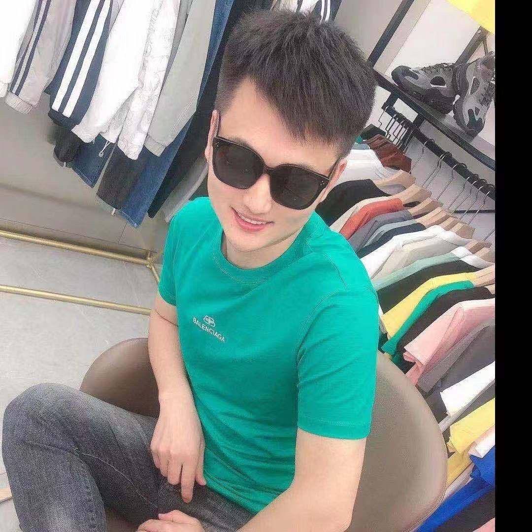 易成服装搭配