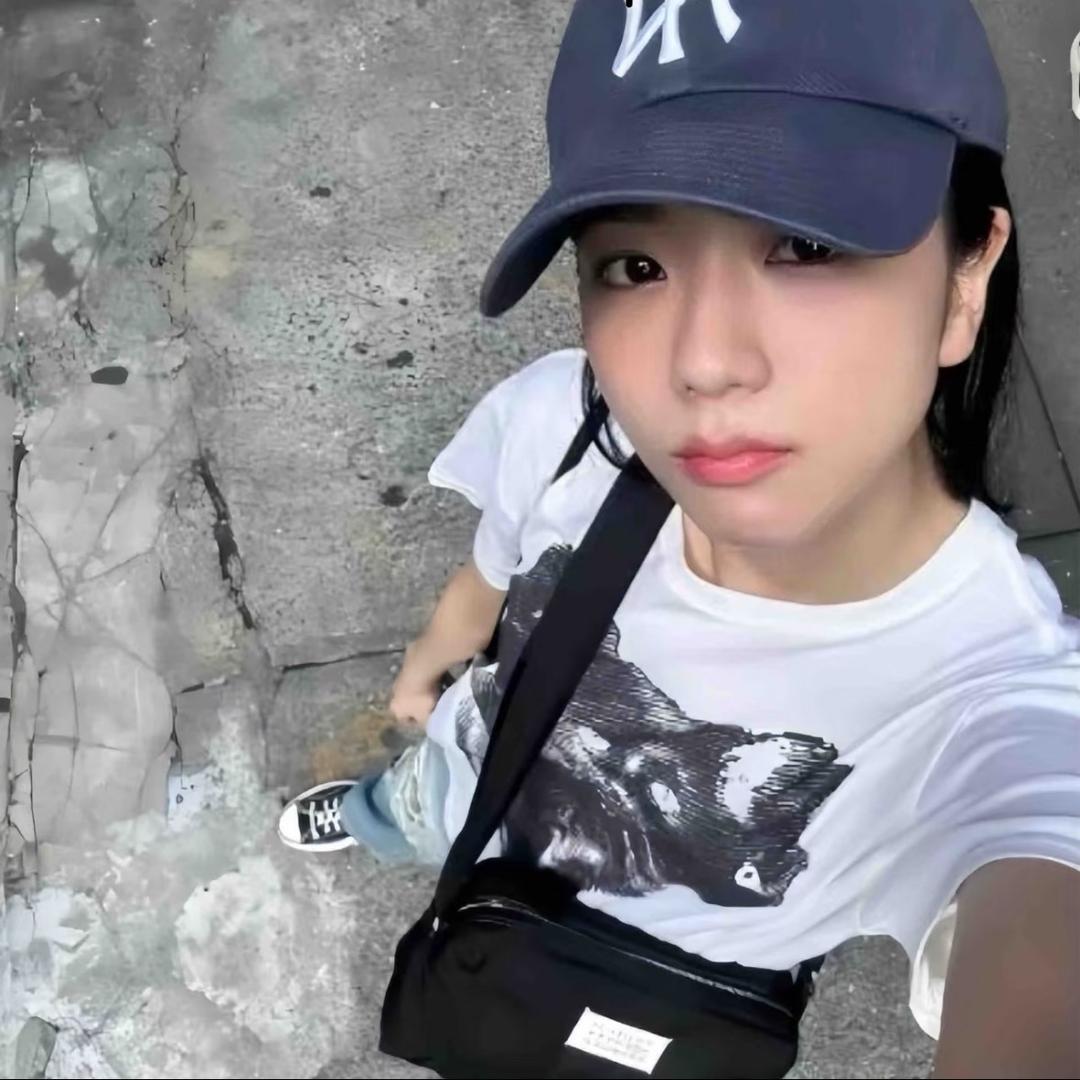 不是李子li.