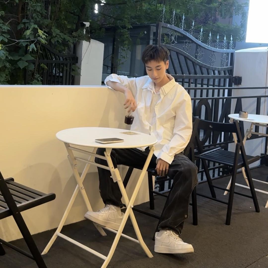 陈不敢. ⛵