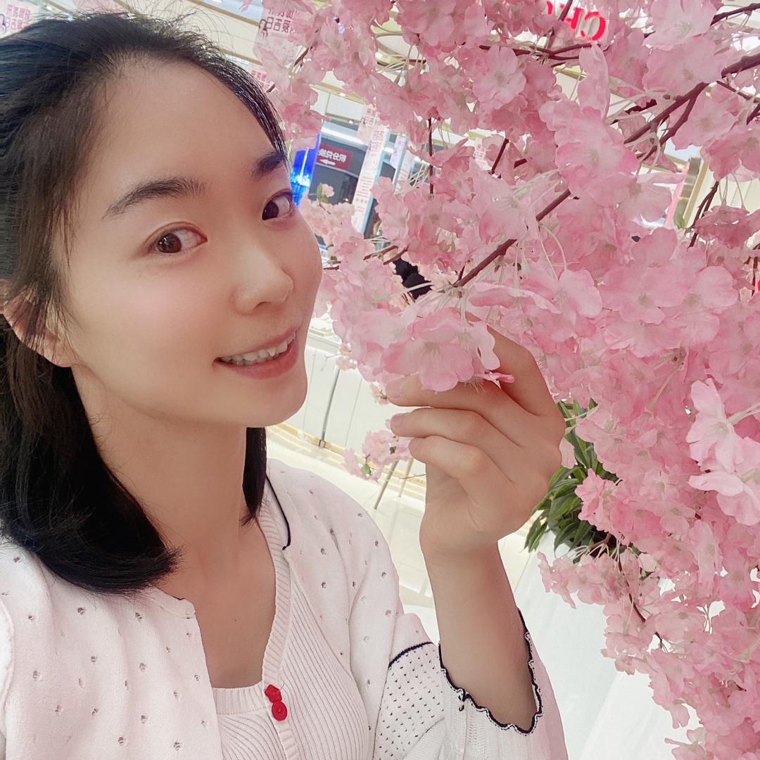 金地长缨赋牡丹