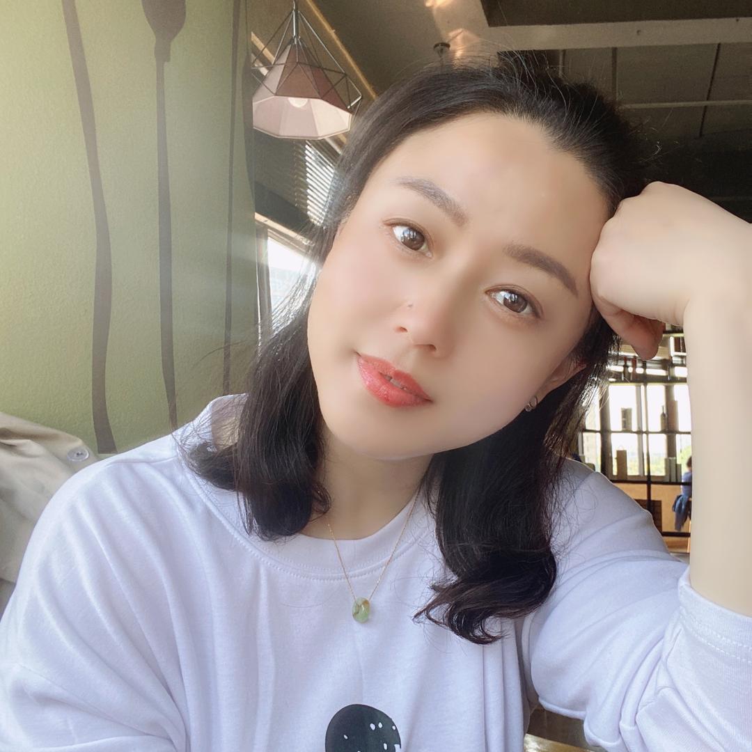 🐷阿姨(橱窗有好物)