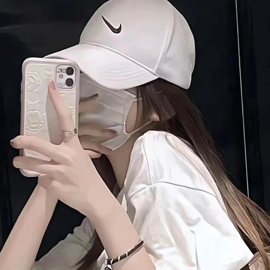 小依依^_^