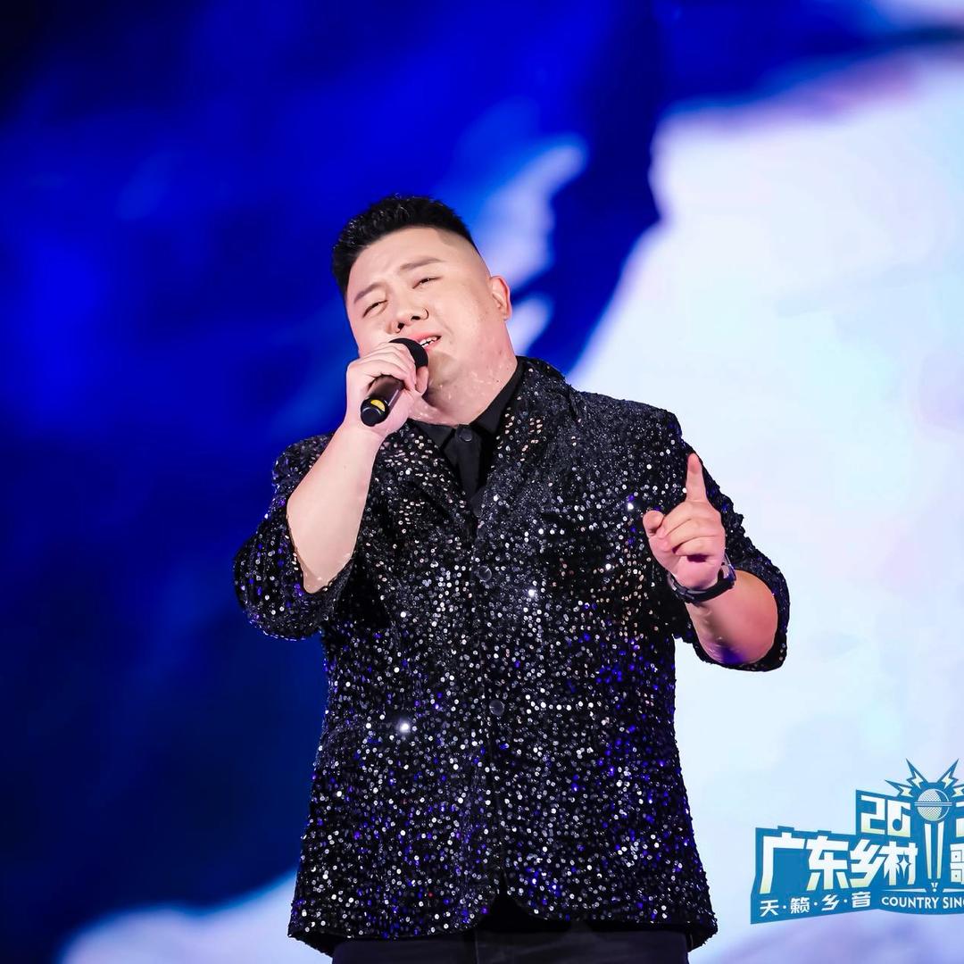 小远爱唱歌🎤