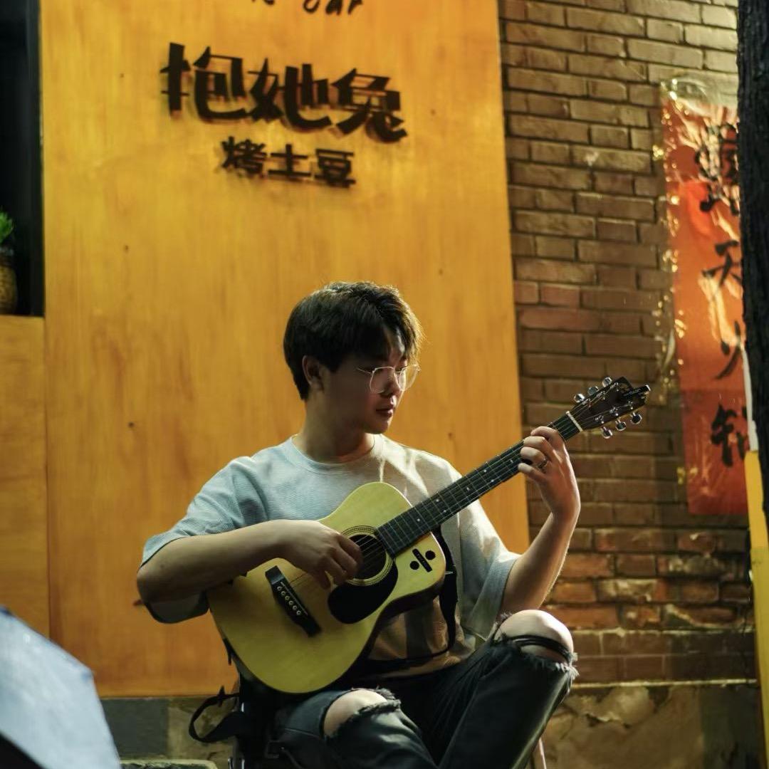 卖烤土豆的阿肆.🥔