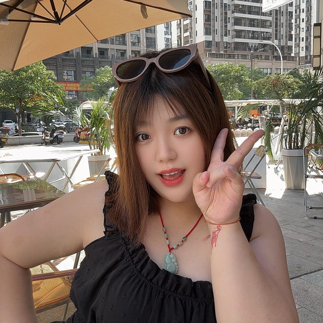 雅雅真可爱