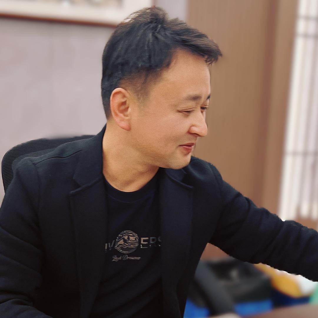 雅宴·鹰哥