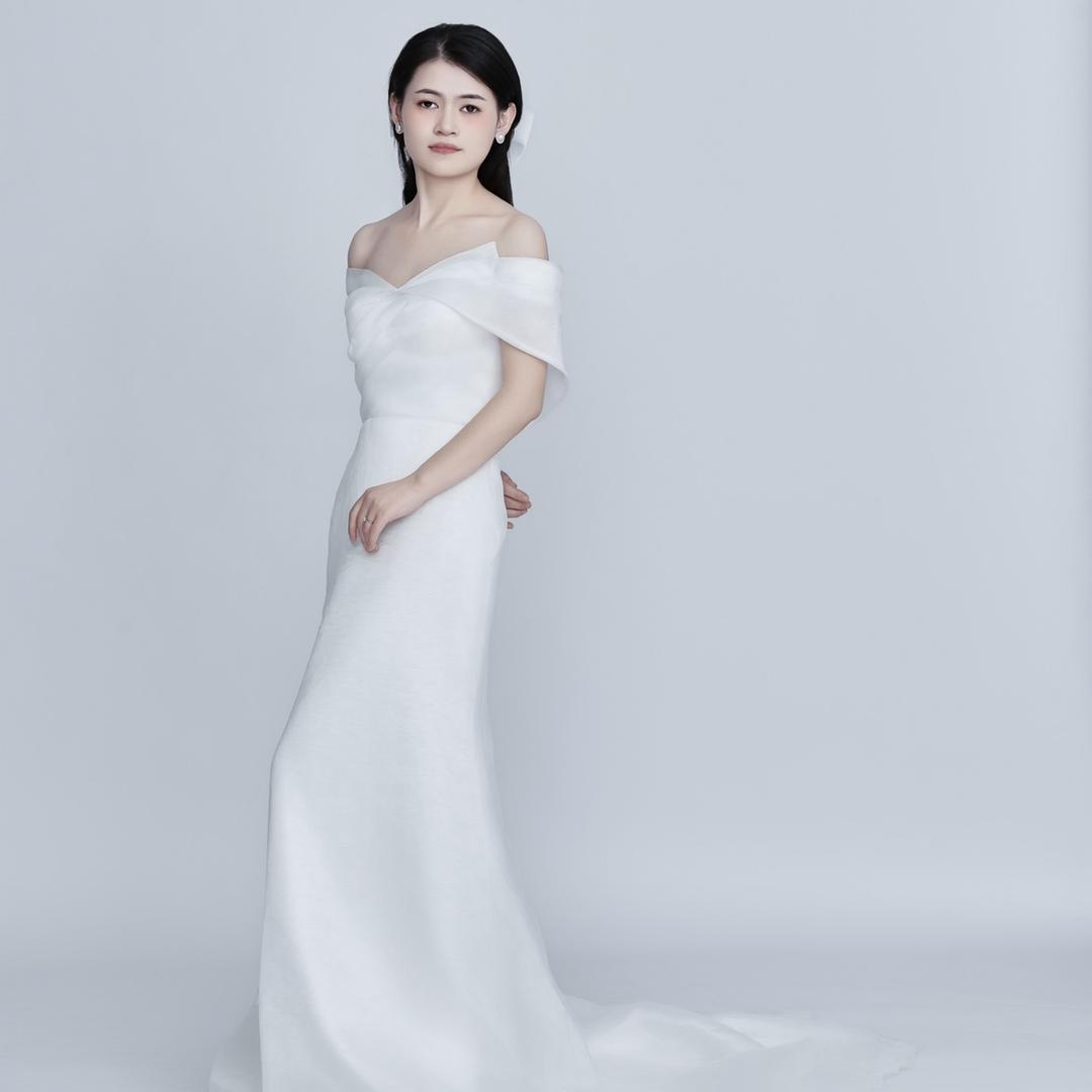 曲中周❤️莉娜