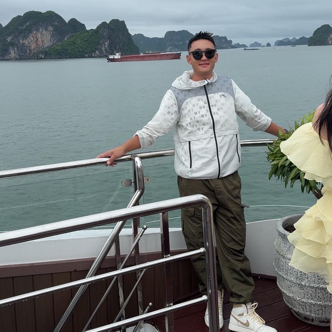 闹～闹啥子嘛闹