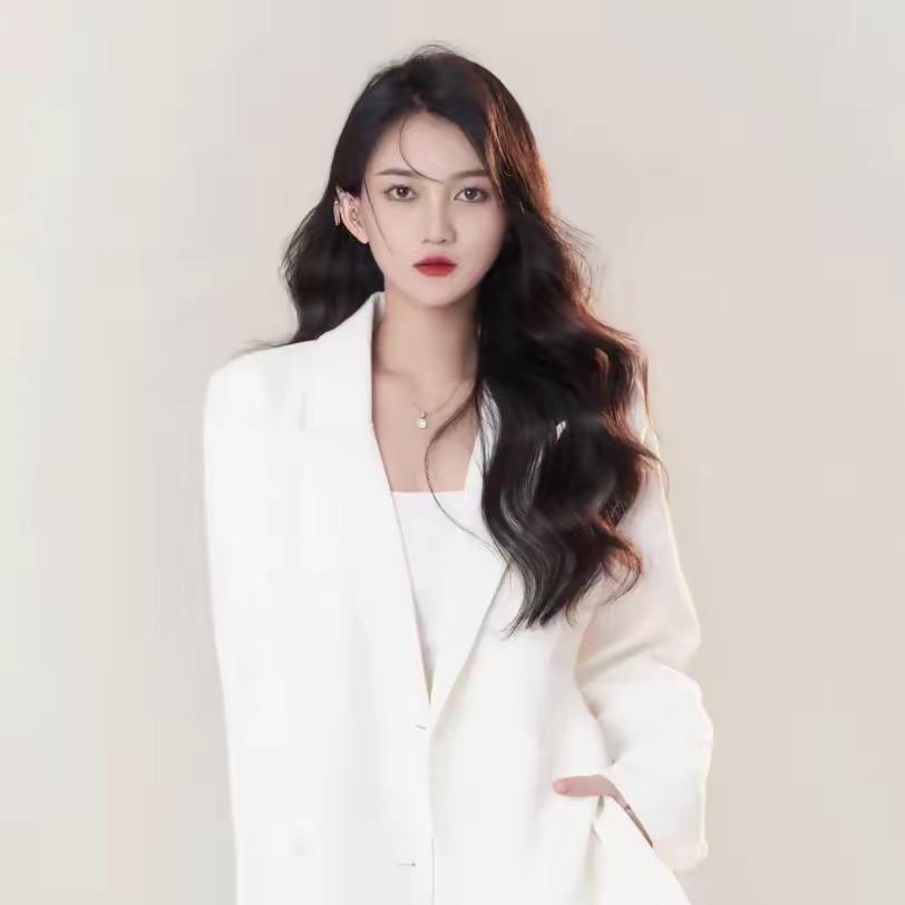 笑笑姐👑做自己的光