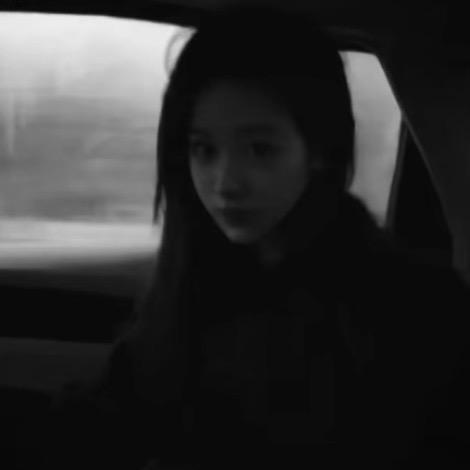女二