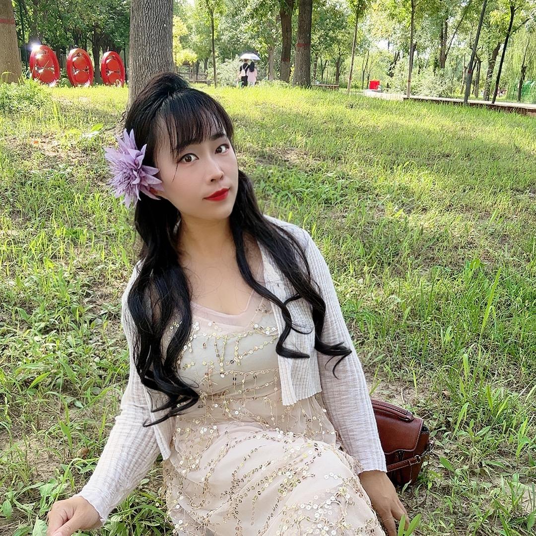 小妞超美