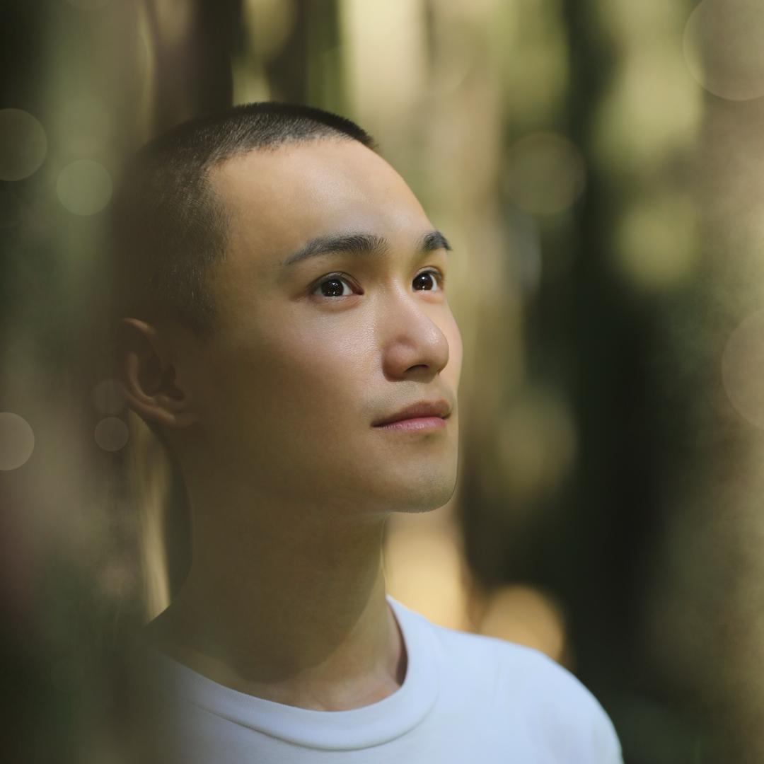 如是家-何师兄