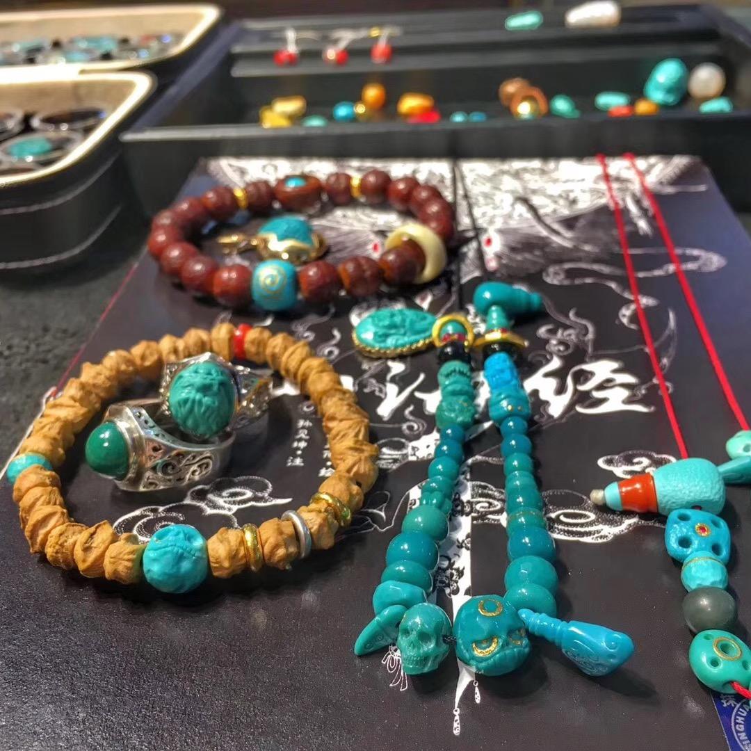 超越绿松石饰品