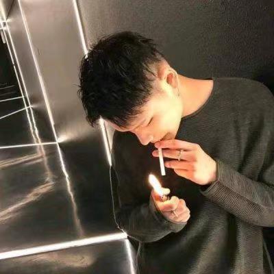 痛仰」
