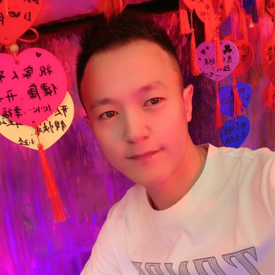 段海鹏头像