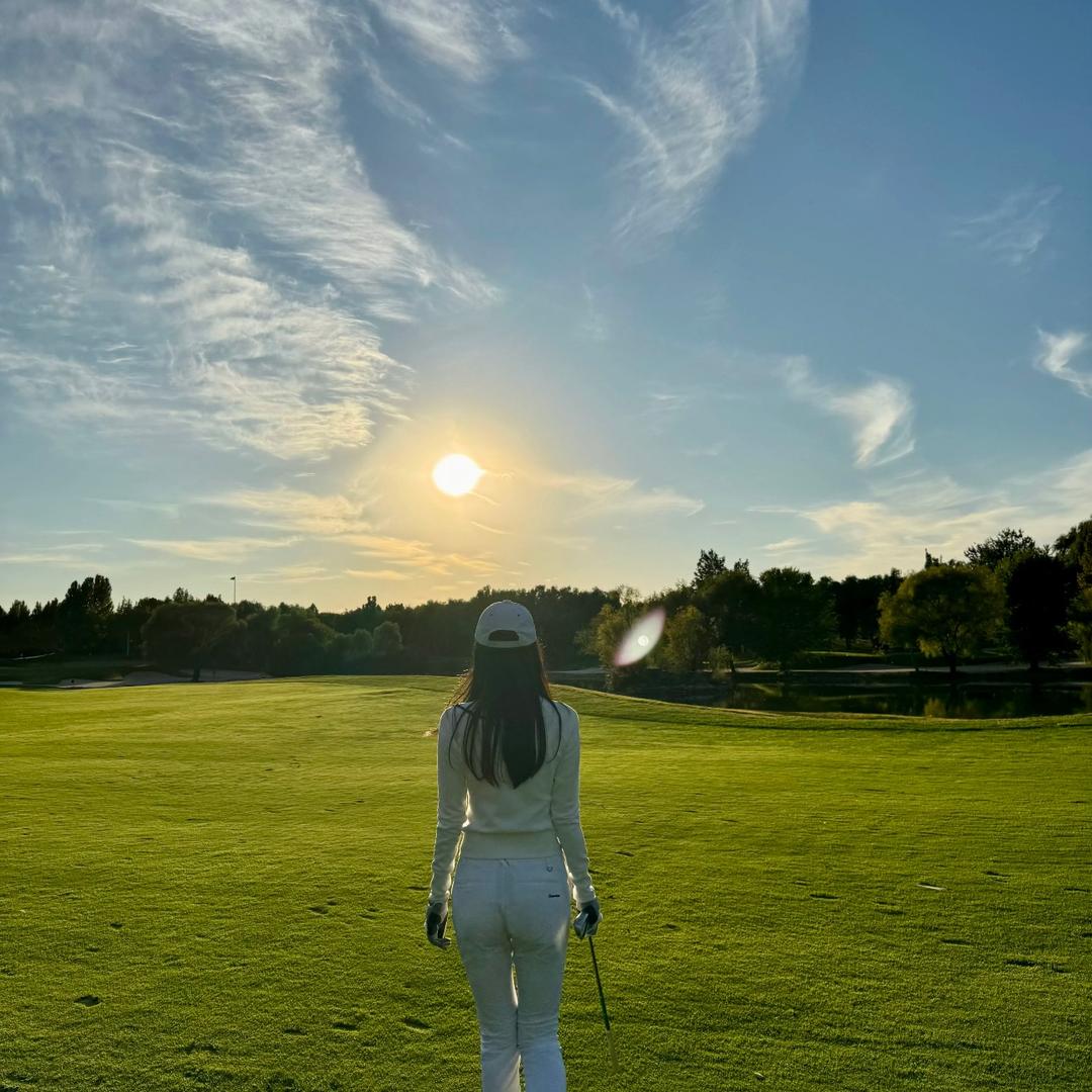 瓷梯高尔夫学院 ⛳