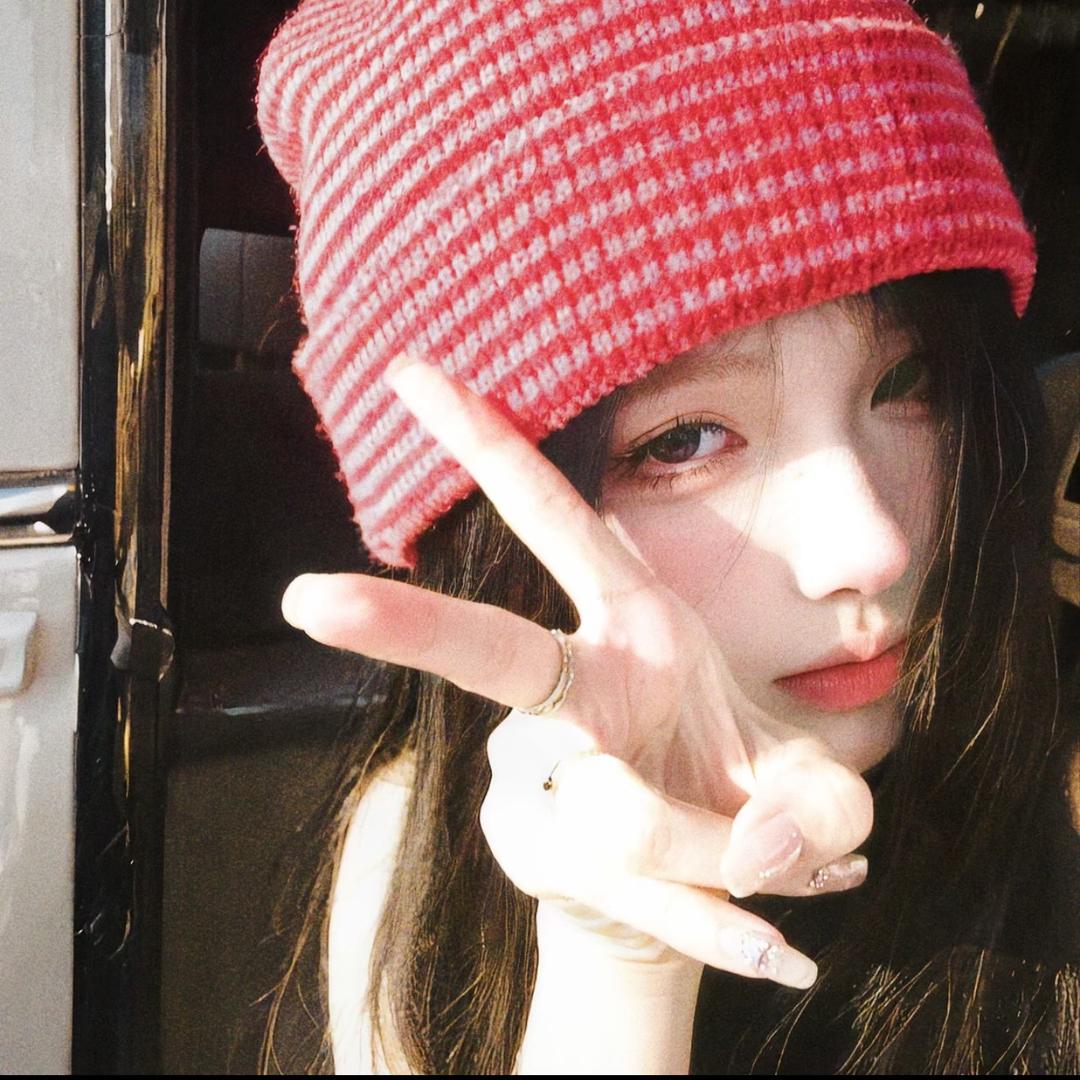 别看了 我是嫩爹