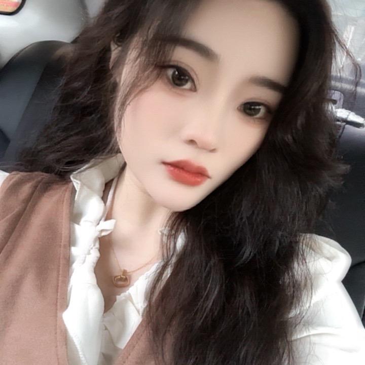 ☞苍白的笑☜🖤🖤