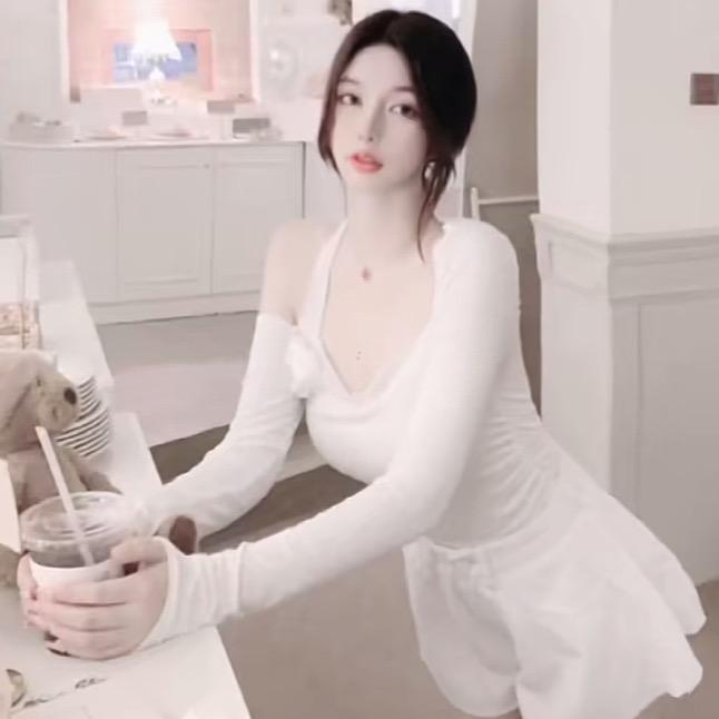 吹晚风的庄明