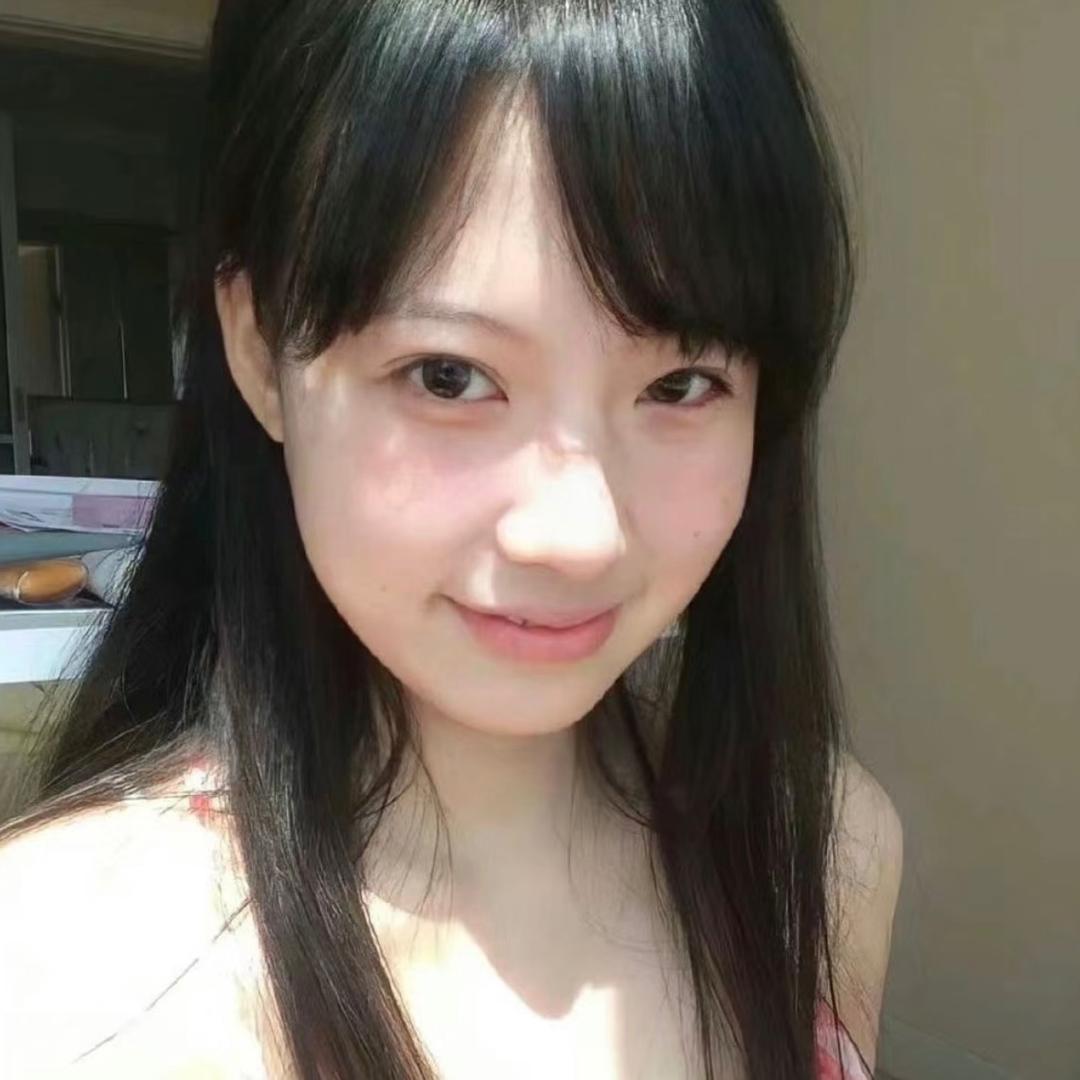 里里.