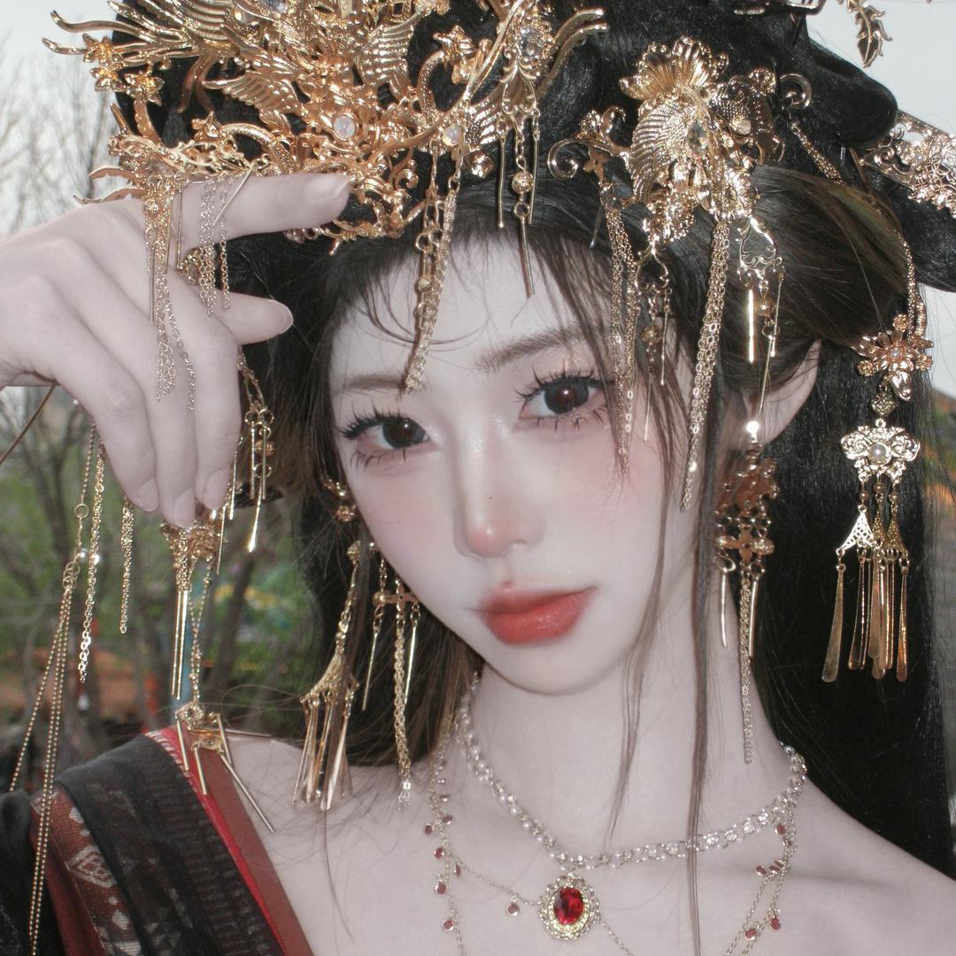 喵了个妆娘