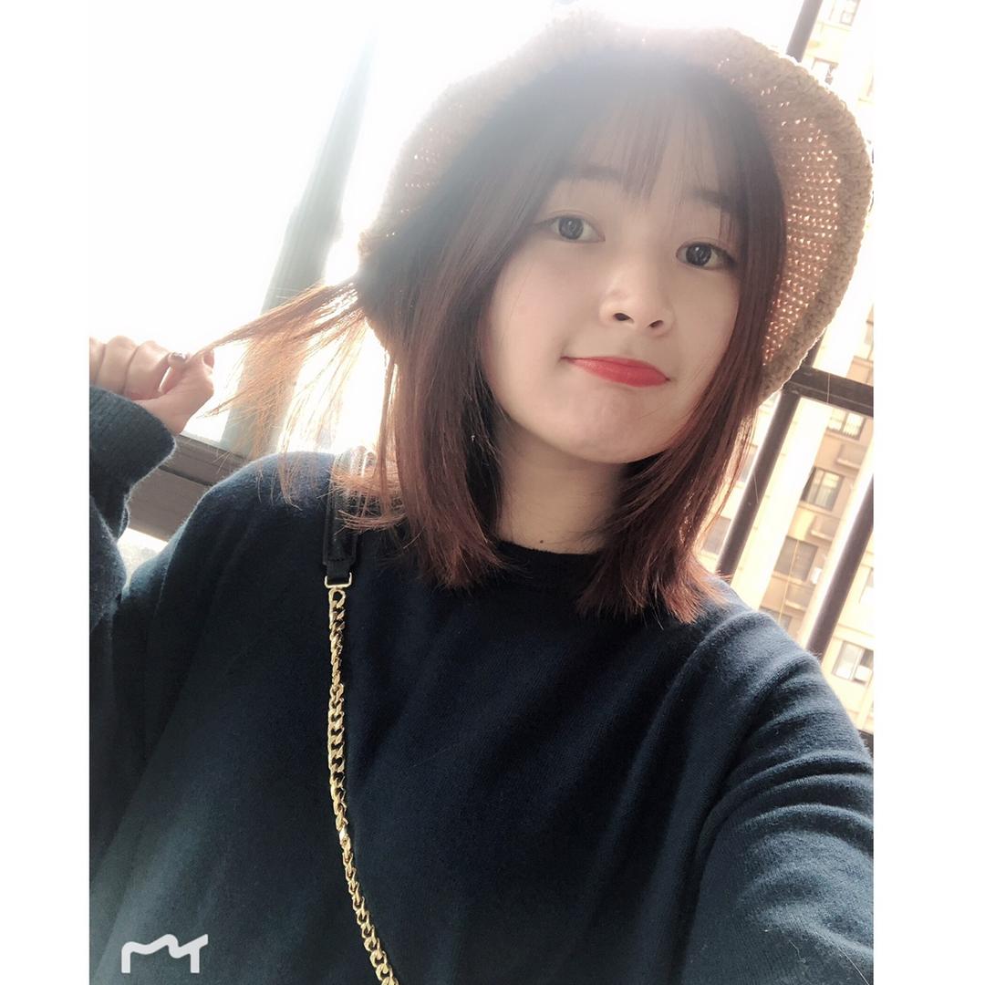 是大脸啊女装店 韩系穿搭