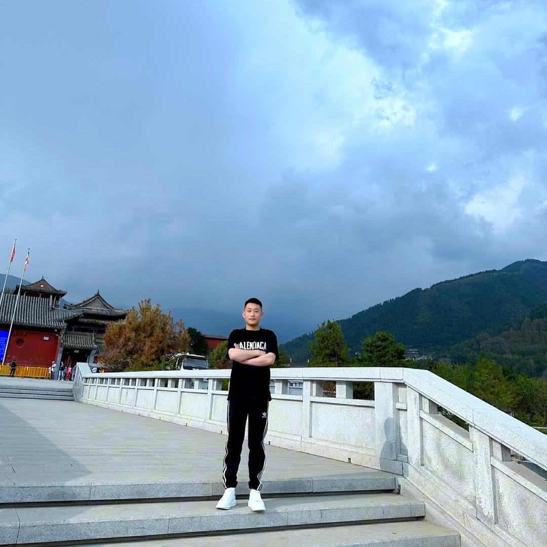 这很小阿冲🙇