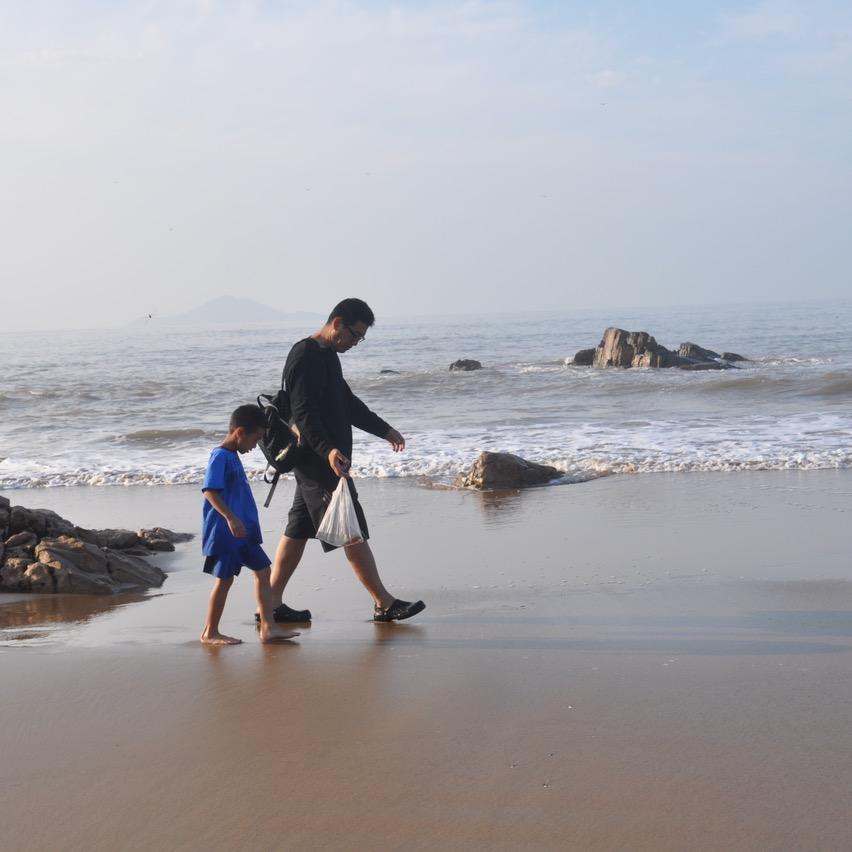 骑着单车🚴去打球🏀