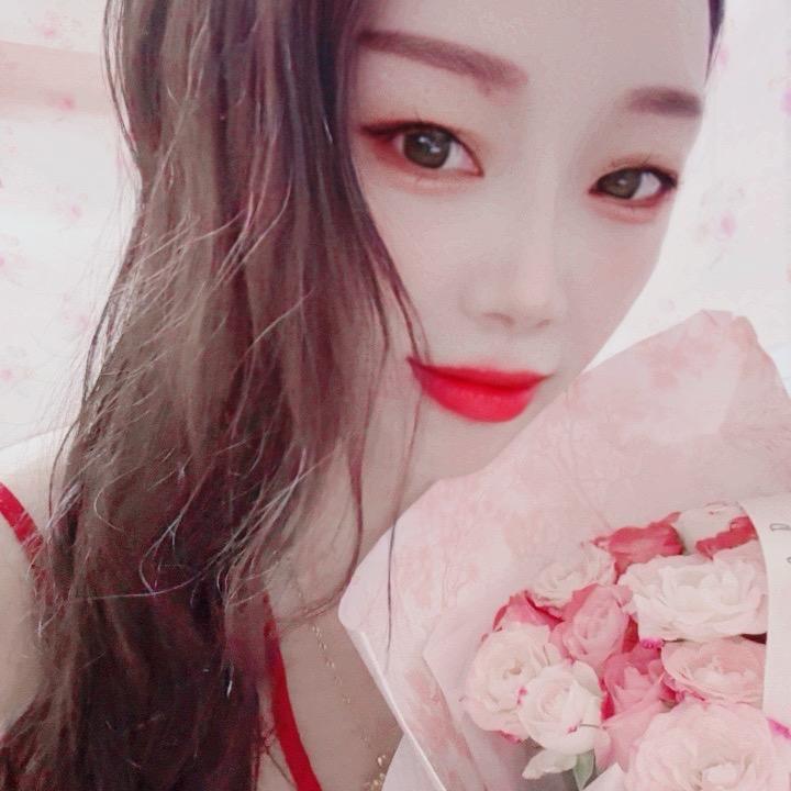 🌹🌺伤的体无完肤💔