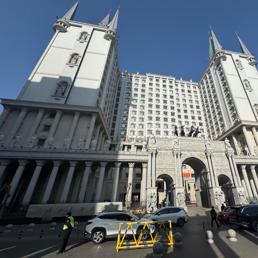 小朋友。？。！。。。