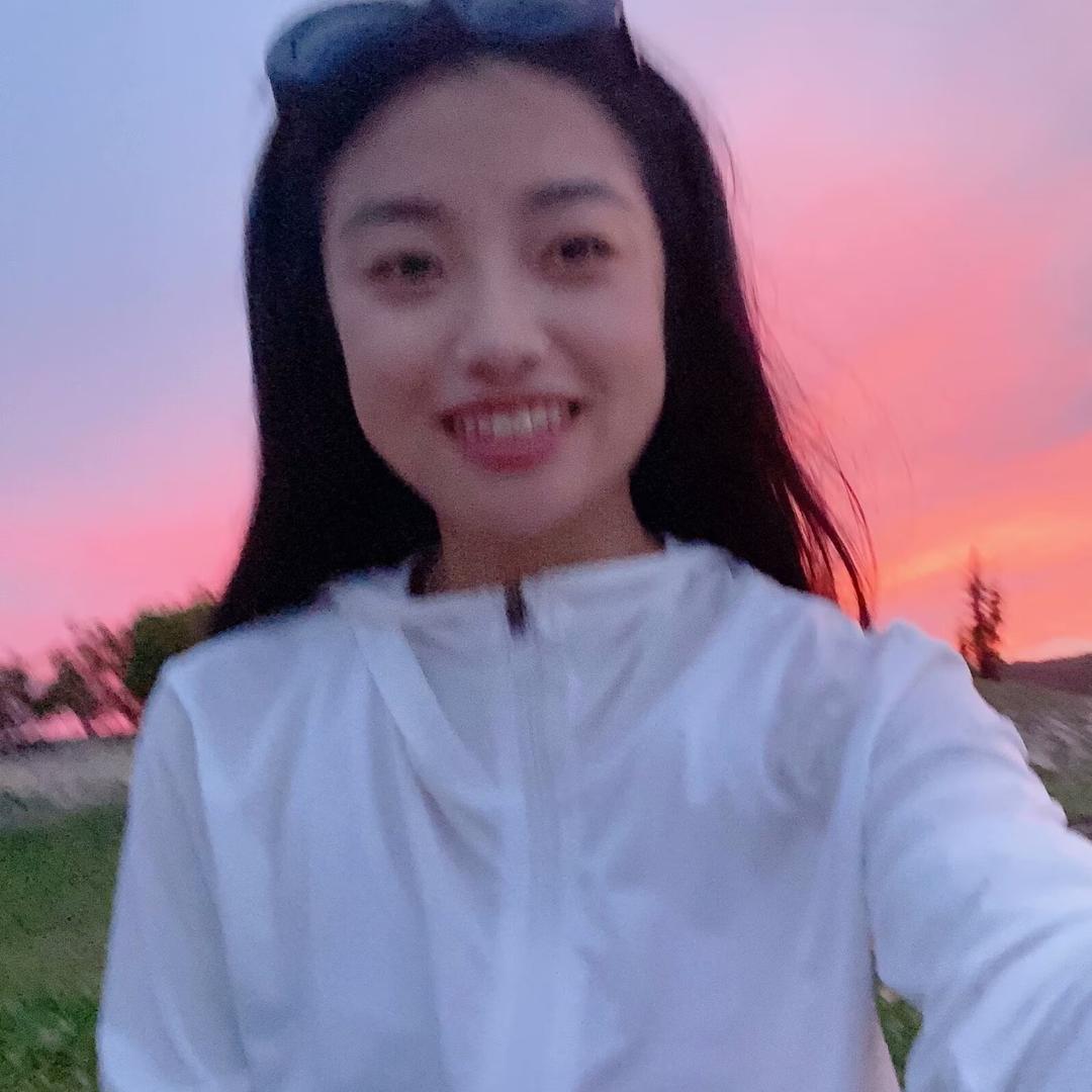 小Ｖ