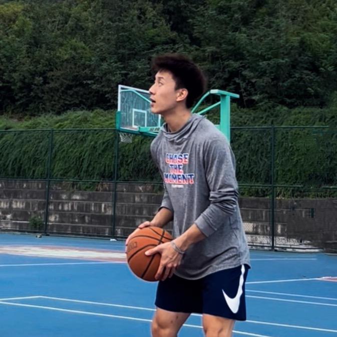 班草无盐煮Ray