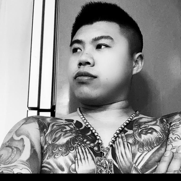 卖榴莲攒钱买大G